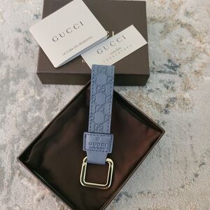 Gucci key fob key chain holder
